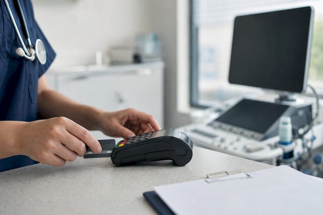 Compliance Benefits of Cashless Medical Payments Explained
